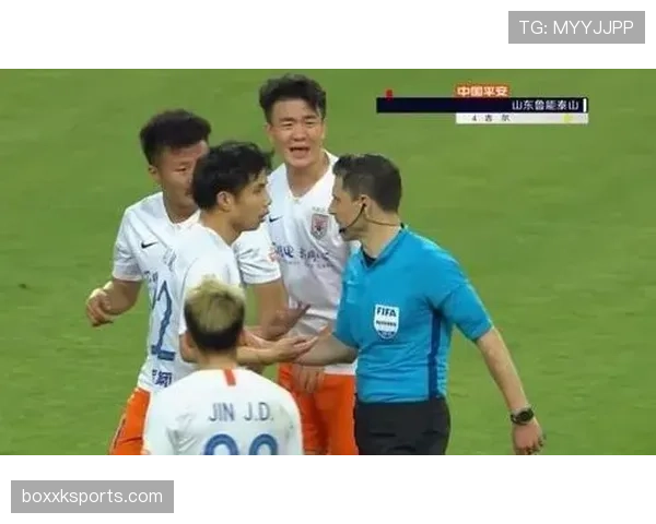 护脸手球判定为何成争议焦点?规则细节全面解读 护脸手球判定为何成争议焦点?规则细节全面解读