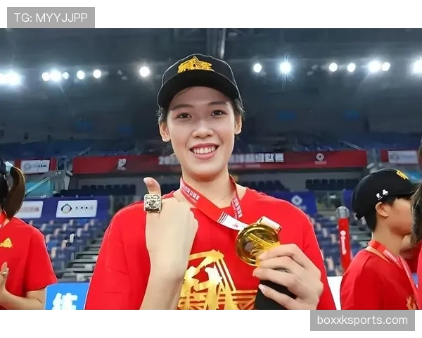 李盈莹一天花几万买护肤品,这生活简直跟我们差个亿啊! 李盈莹一天花几万买护肤品,这生活简直跟我们差个亿啊!